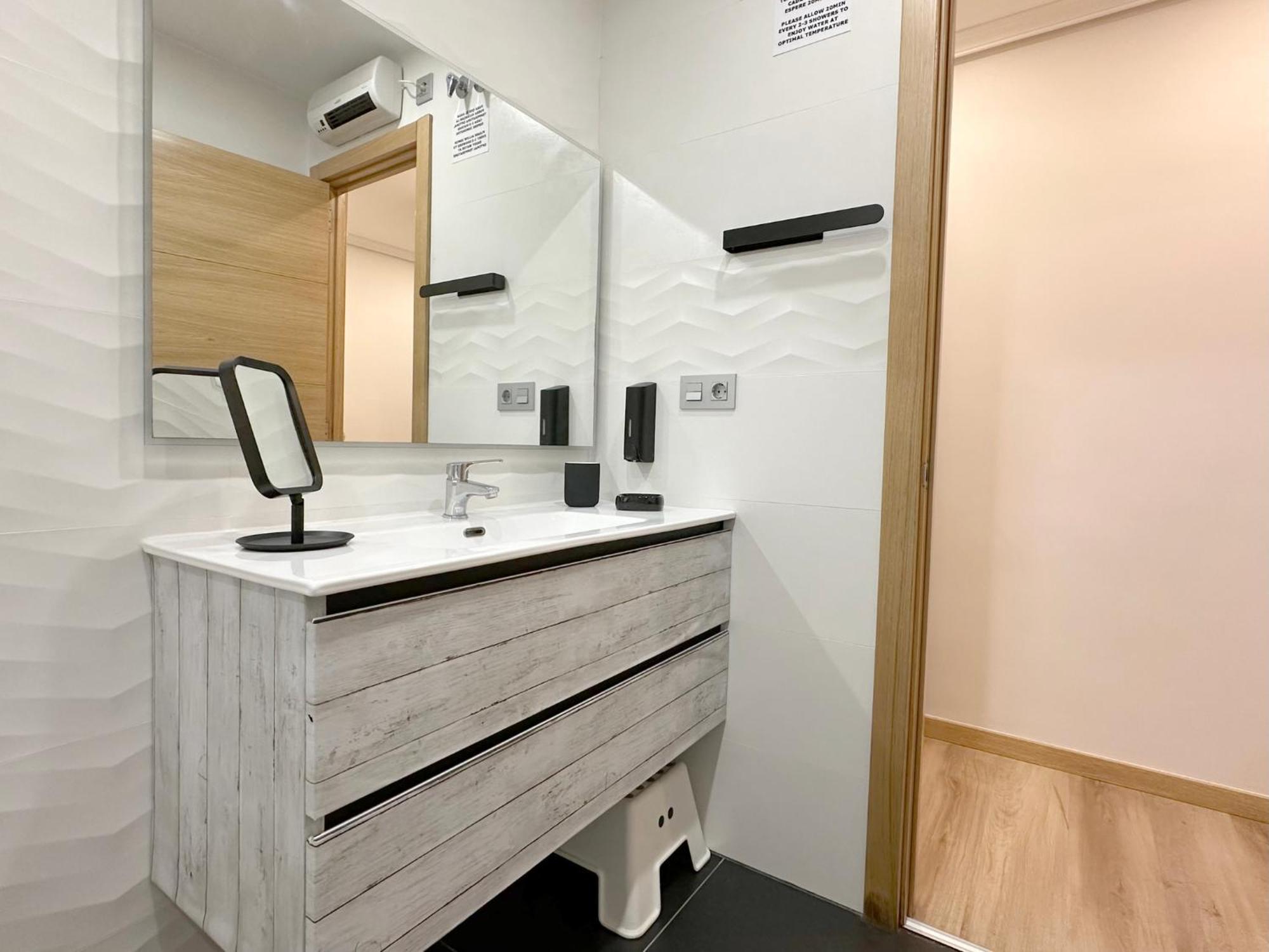 Encantador Apartamento Junto Al Ayuntamiento Bilbao Eksteriør billede