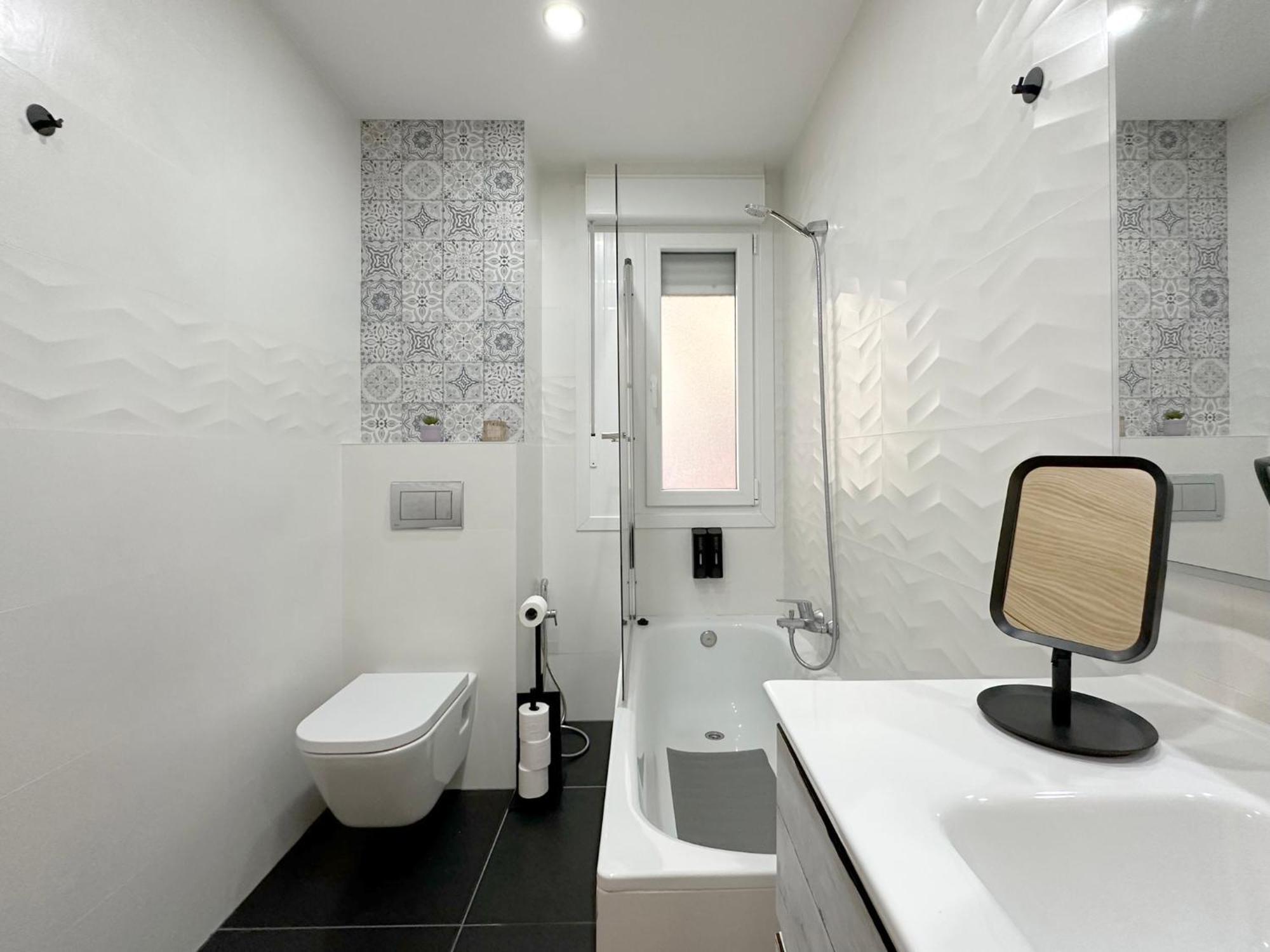 Encantador Apartamento Junto Al Ayuntamiento Bilbao Eksteriør billede
